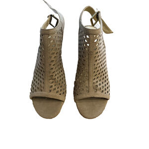 Liz Claiborne Gemma Sandal Heels Women's 9.5M Beige Slingback Peep Toe